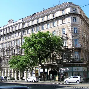 eitans-guesthouse.inbudapesthotels.com/