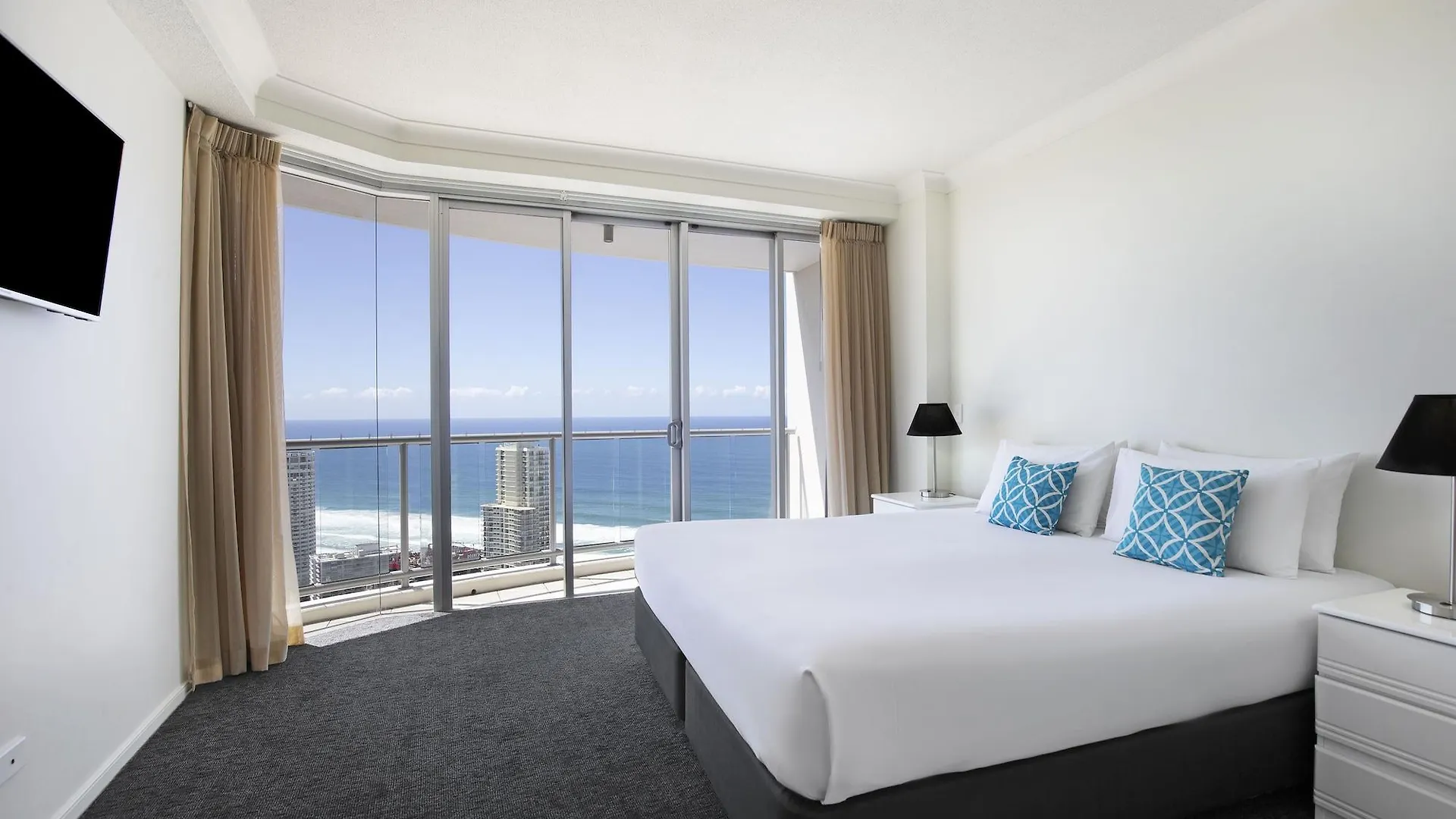 ***  Aparthotel Mantra Towers Of Chevron Surfers Paradise Australia