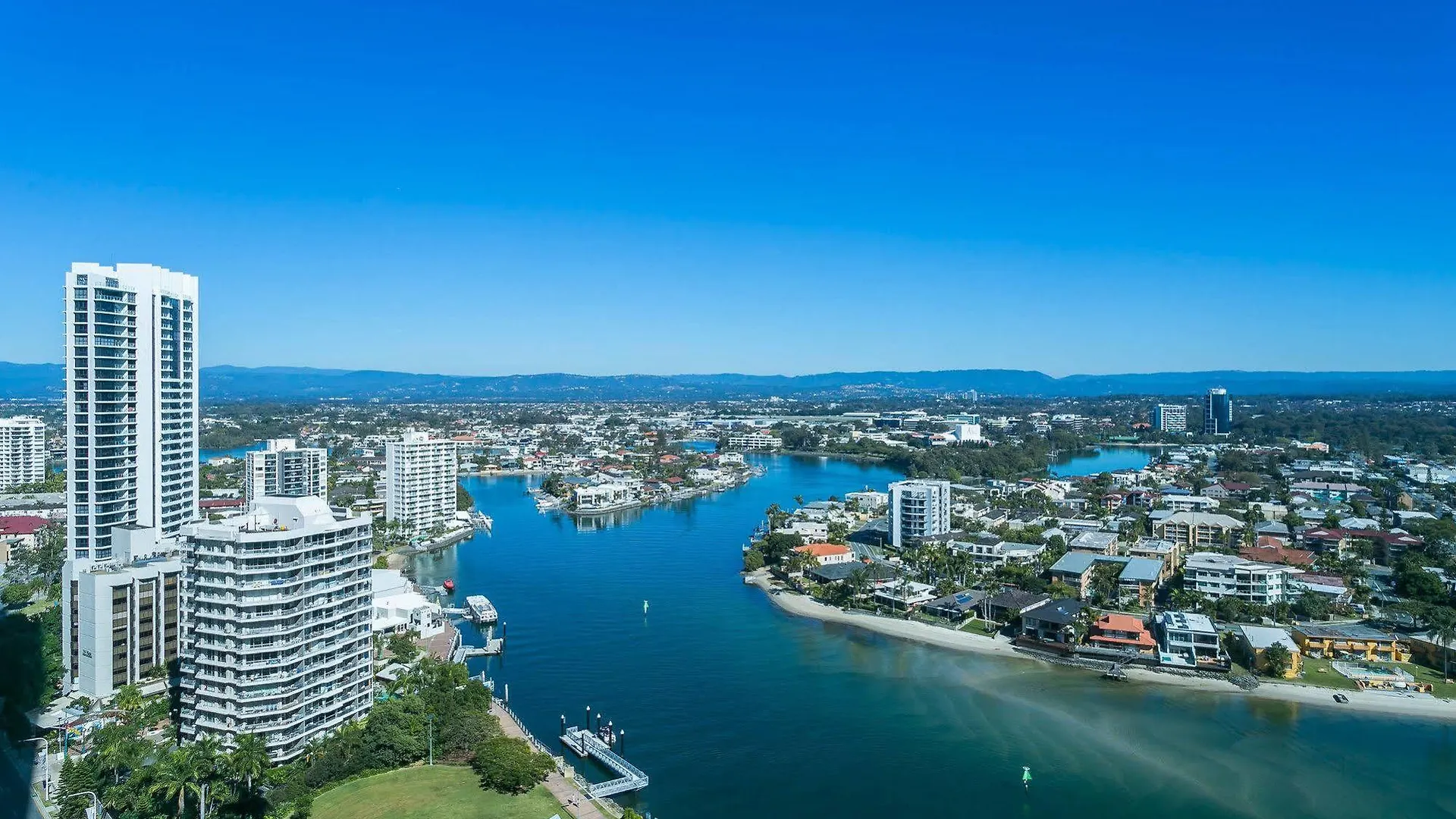 Aparthotel Mantra Towers Of Chevron Surfers Paradise