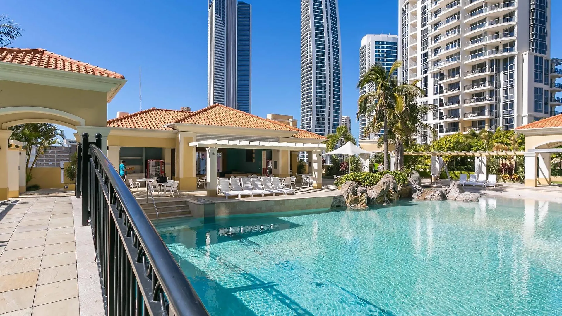Aparthotel Mantra Towers Of Chevron Surfers Paradise